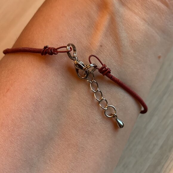 2x18$ โ๏ธ ๐ Creation - Red wire and white buttons Bracelet - Picture 2 of 6